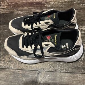 Reebok Black and White Sneakers with Cushioned Midsole